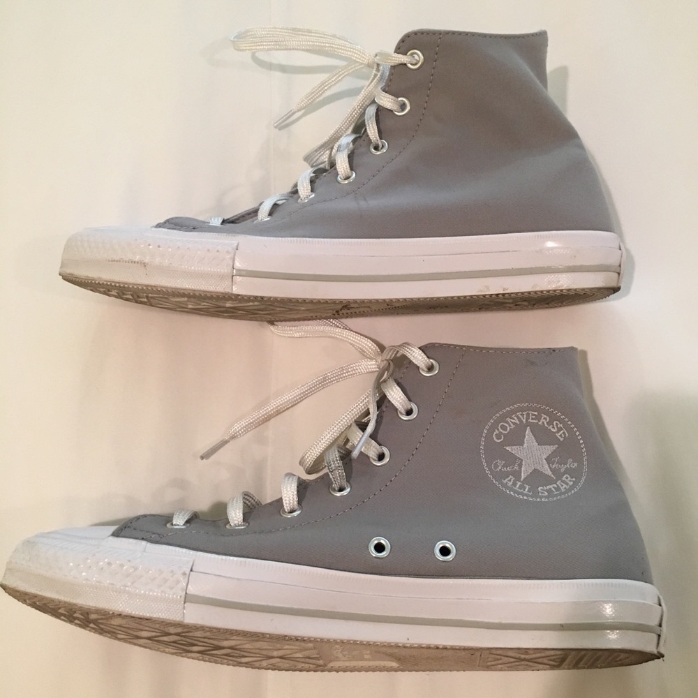 Converse Womens Gray High tops BARELY WORN - Picture 3 of 6